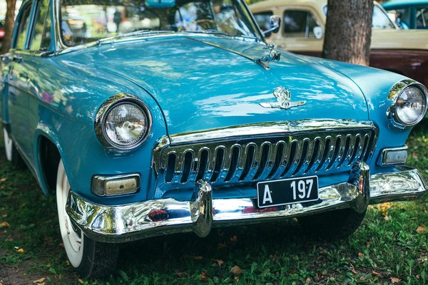 Élégance assurée : découvrez la robe vert d'eau parfaite